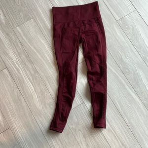 Fabletics xs maroon leggings!